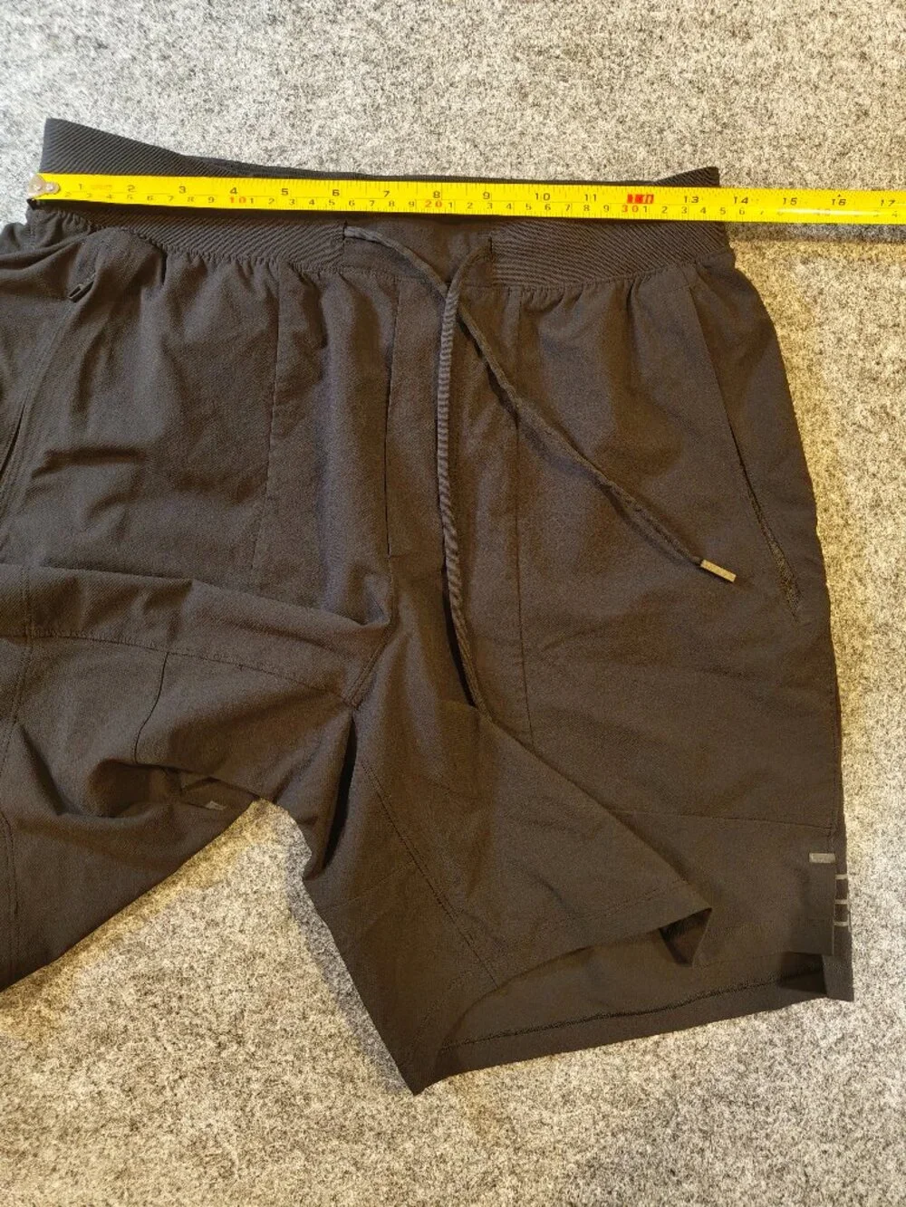 Lululemon Pace Breaker Shorts Black Linerless (M)